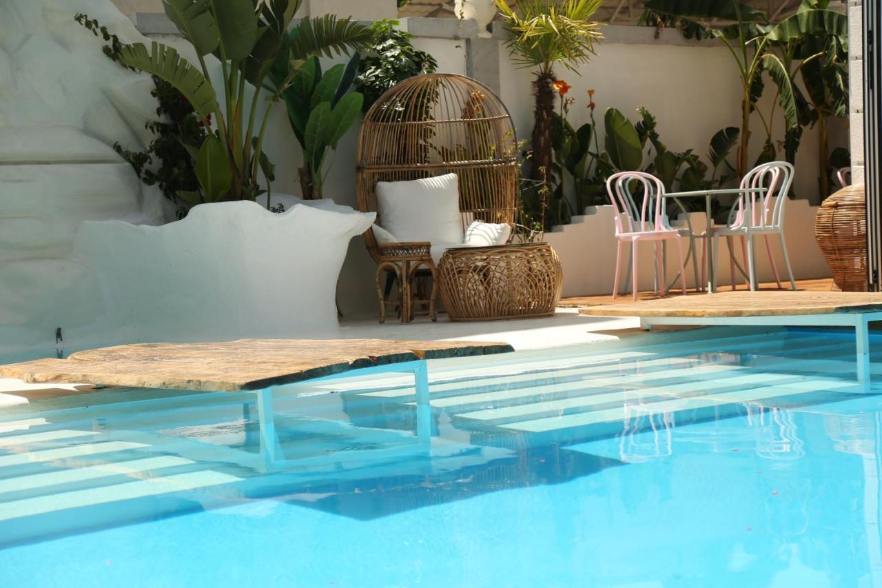 Relax Hotel Ksamil Exterior photo